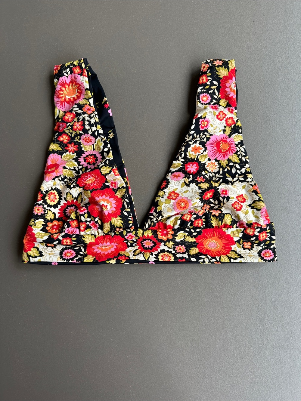 Floral Deep V Bikini Top in Black and Red-Pink